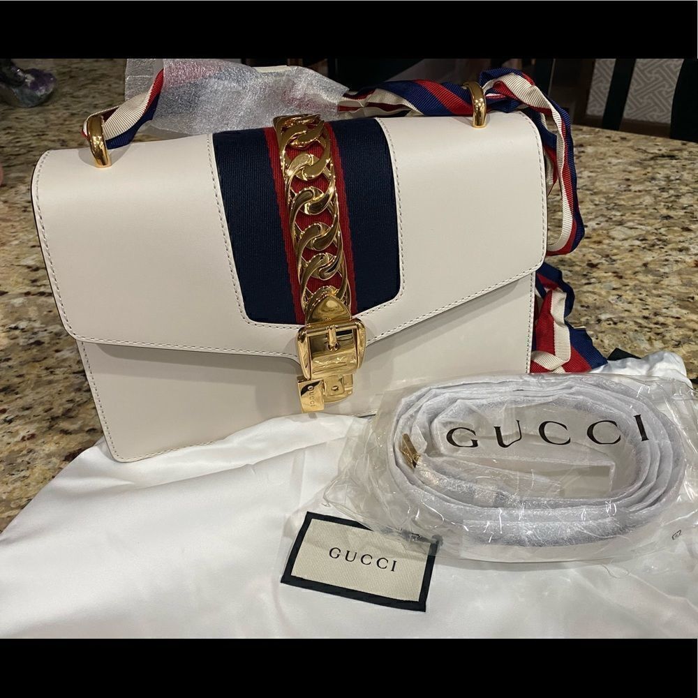 Gucci Sylvie White Leather Shoulder Bag - Picture 10 of 13